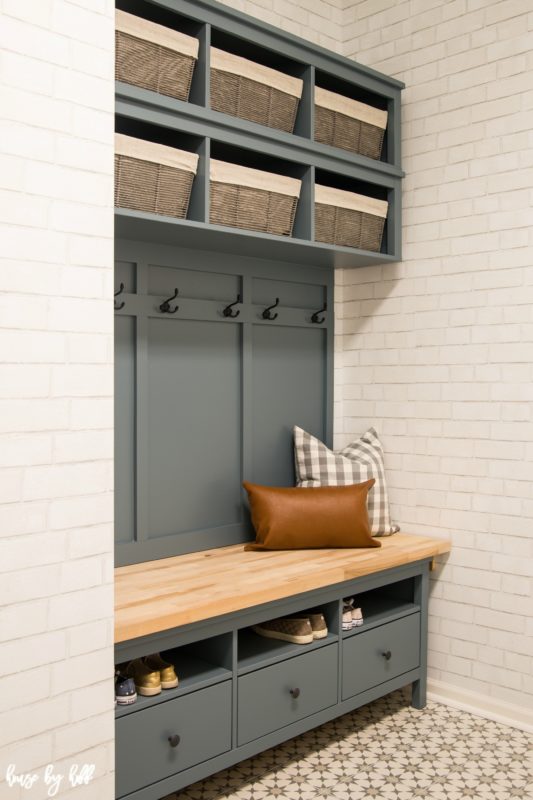 mudroom stand