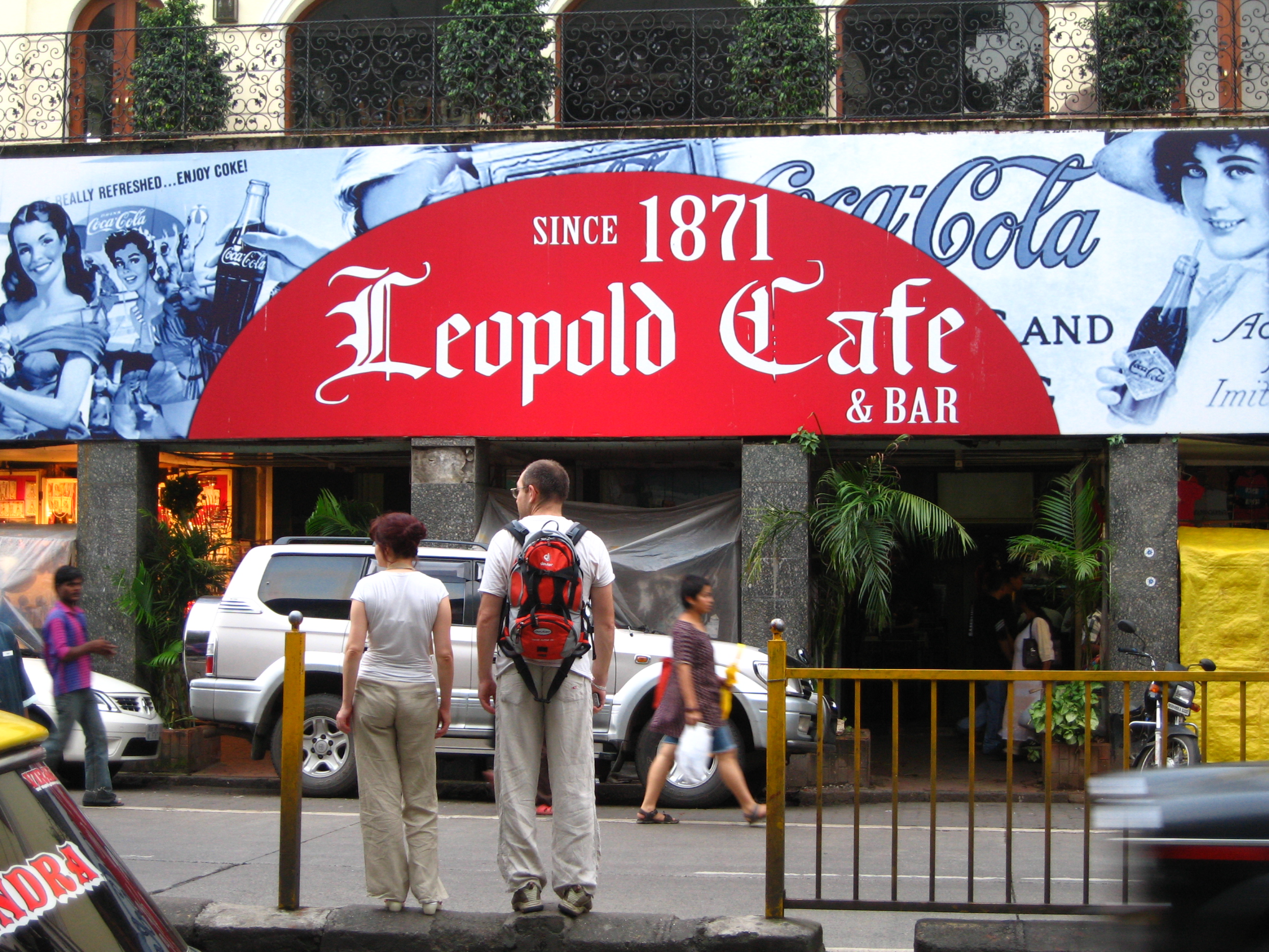 mumbai leopold cafe