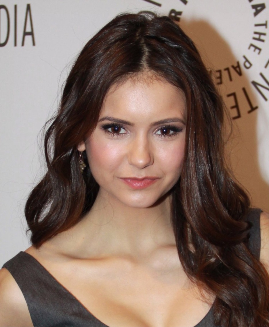 nina dobrev wikipedia español