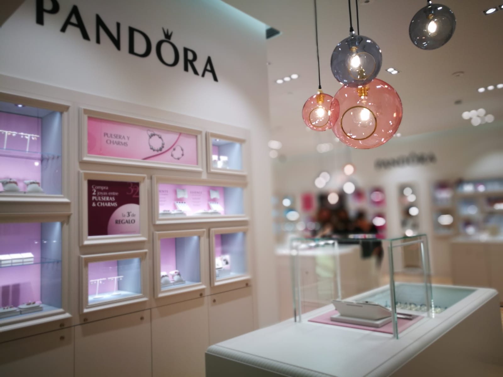 pandora velez malaga