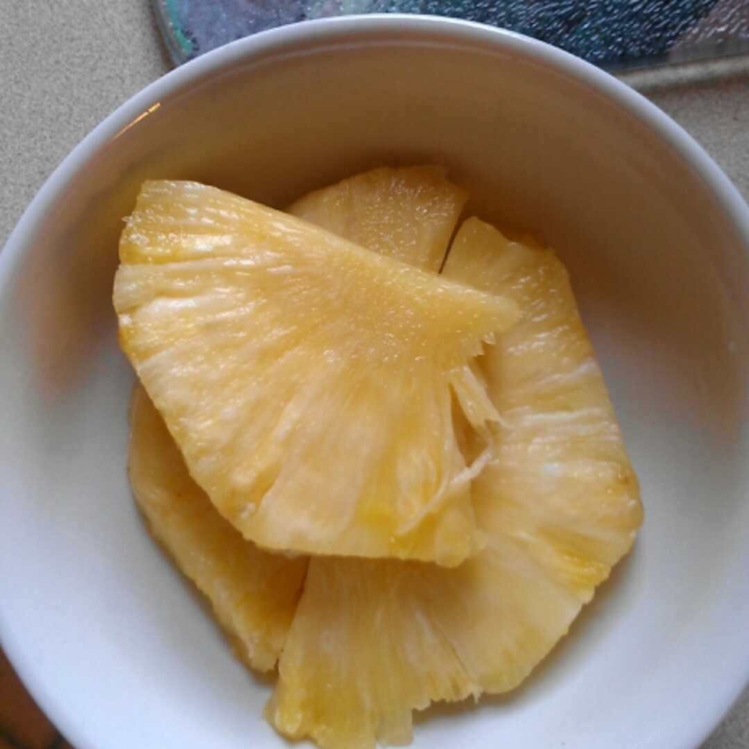 pineapple calories 100g