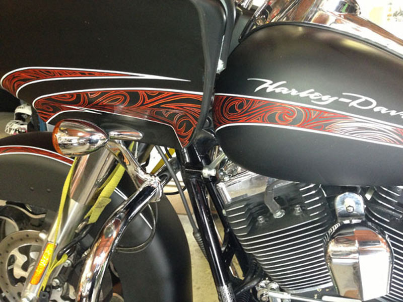 pinstripes motorrad