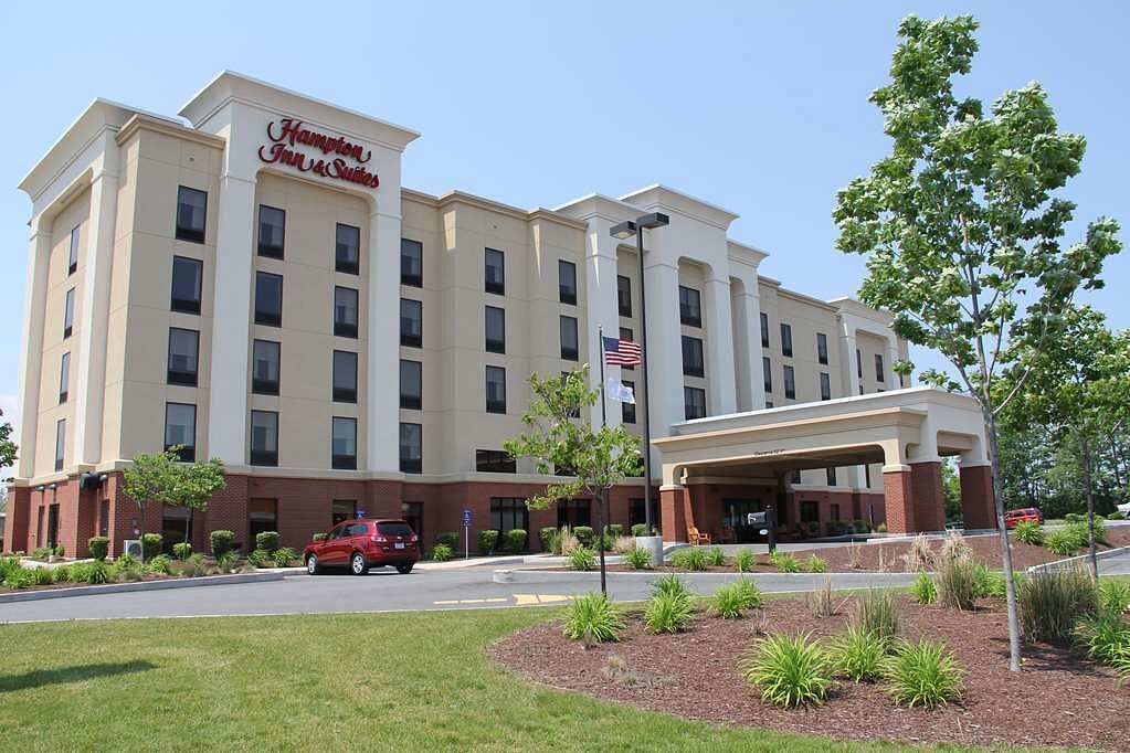 plattsburgh hotels