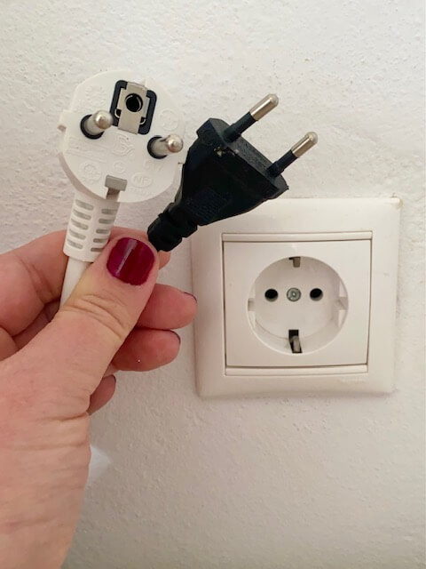 power plug for greece