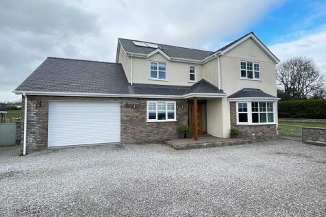 property for sale in llangefni