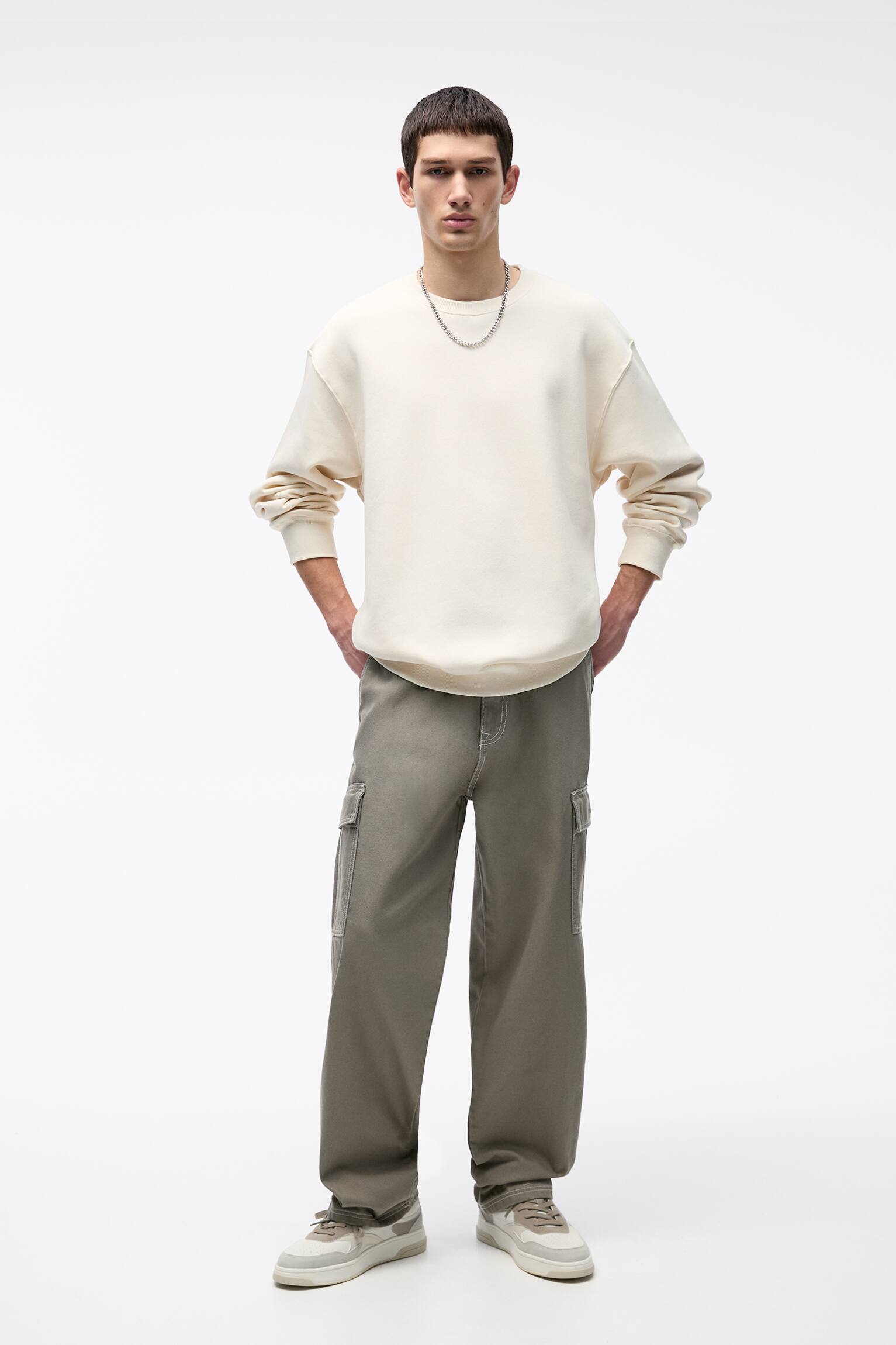 pull and bear cargo pants