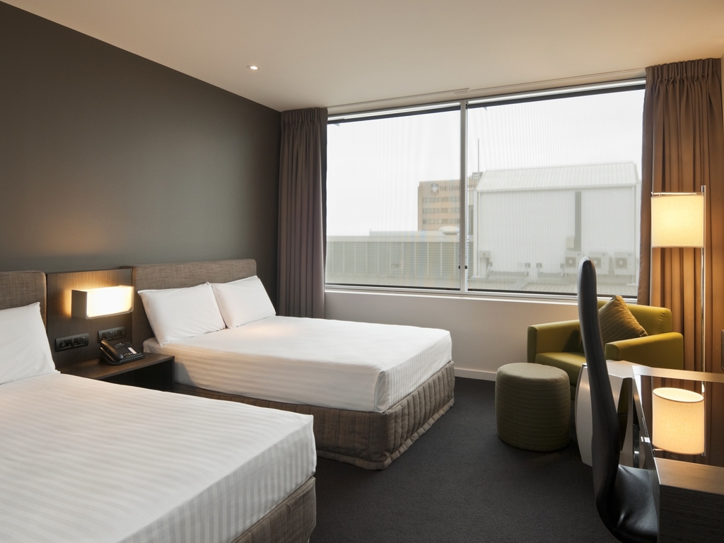 pullman adelaide review