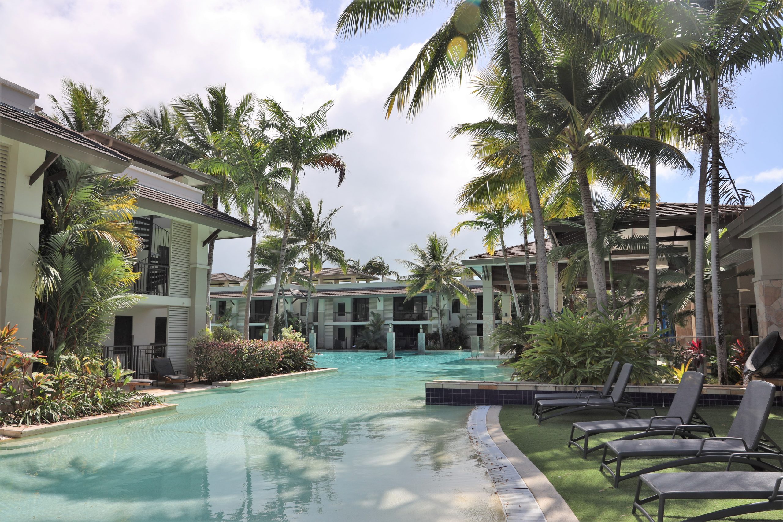 pullman port douglas reviews