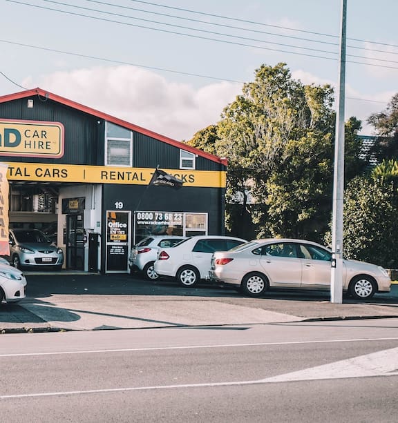 rent a dent auckland airport