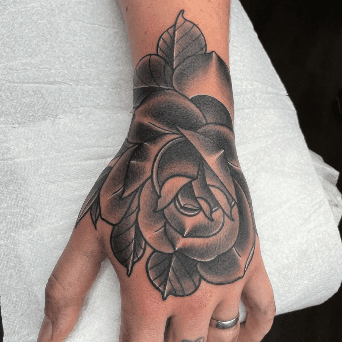 rose tattoo design arm