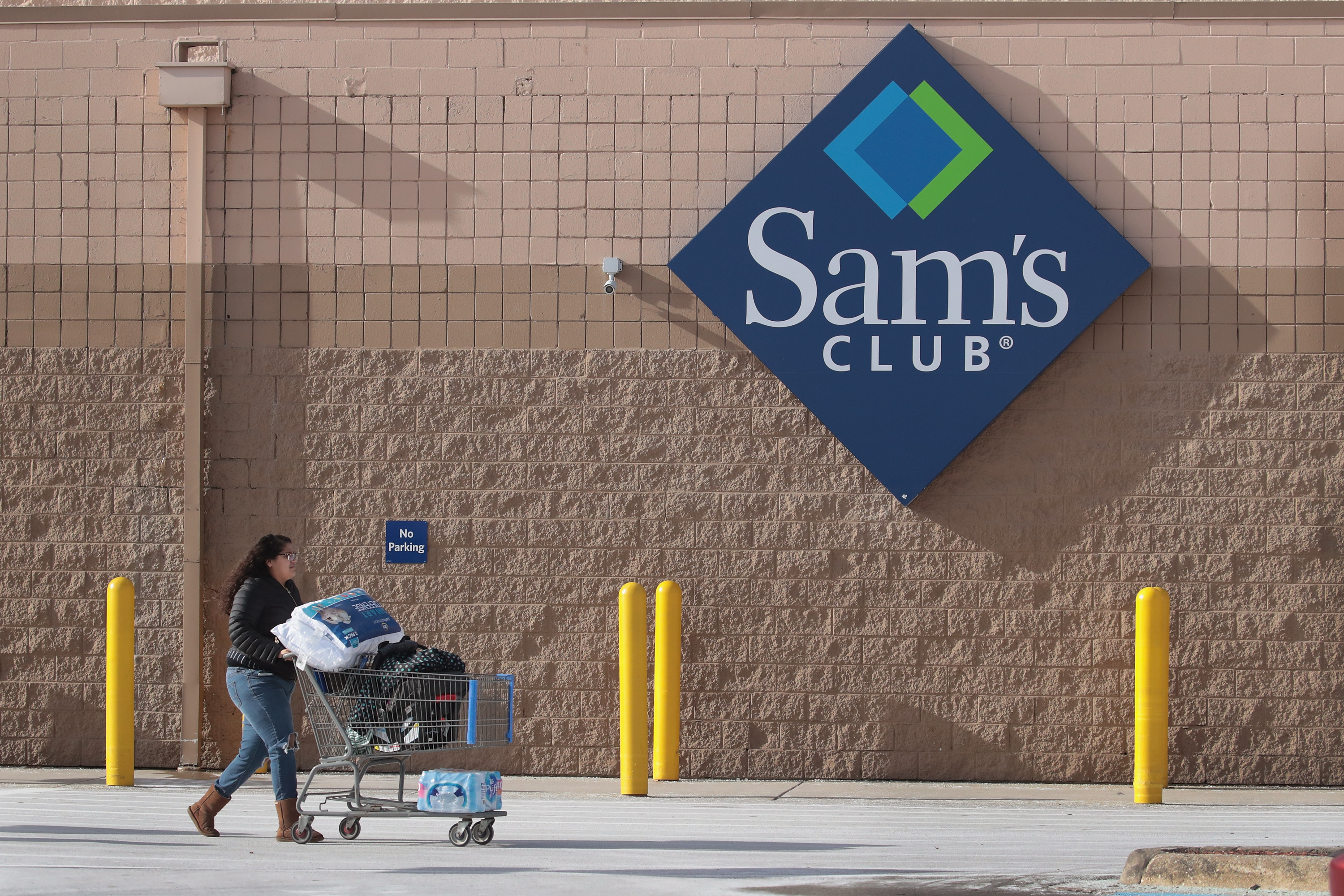 sams club hours chicago