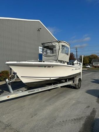 sea hunt triton 202