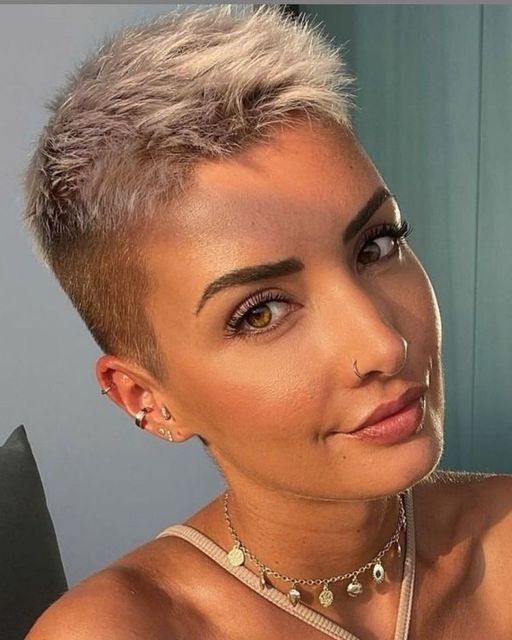 short hair instagram models