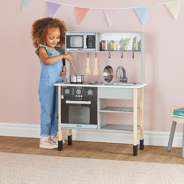 smyths toy kitchen