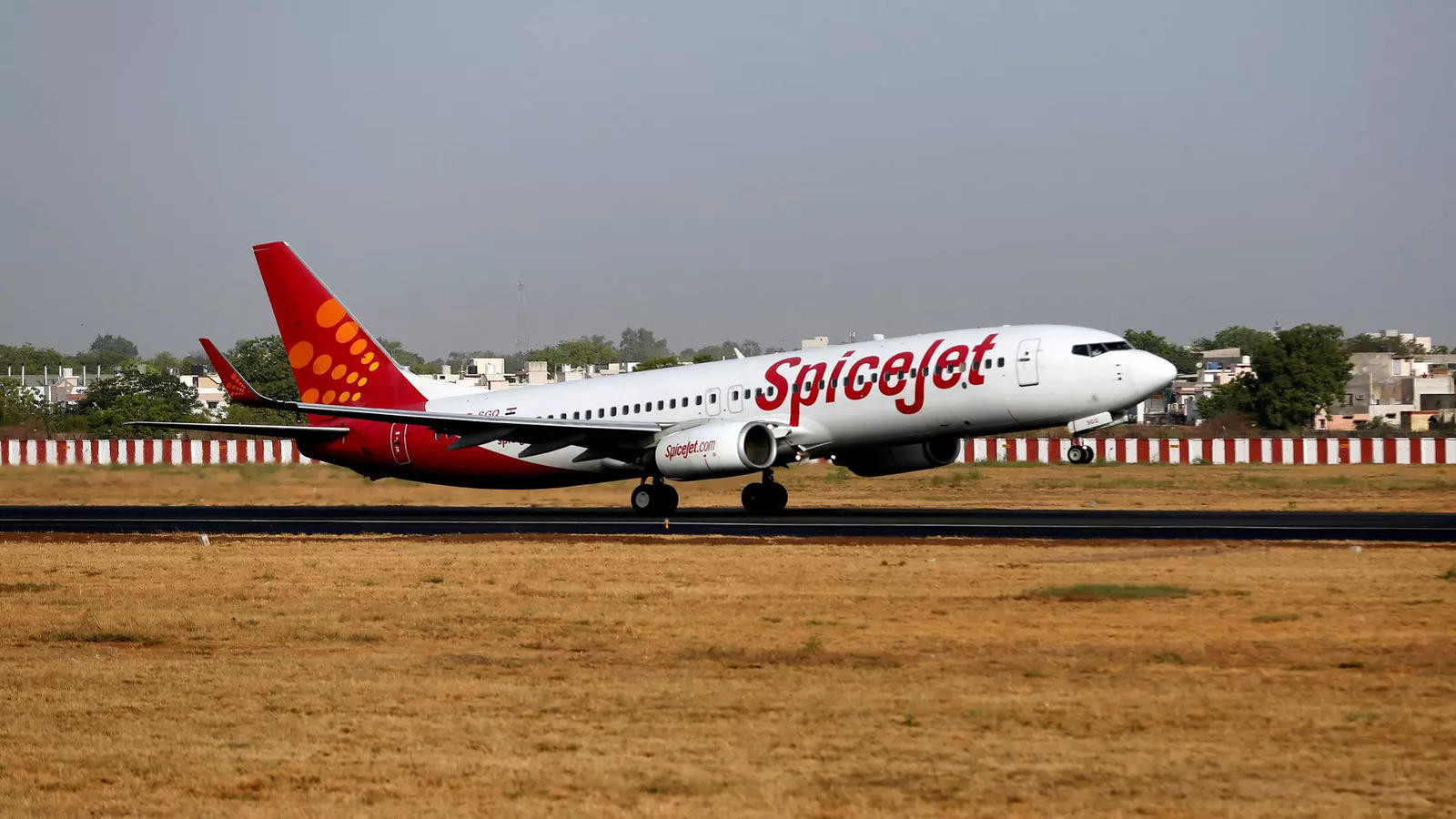 spicejet flight status