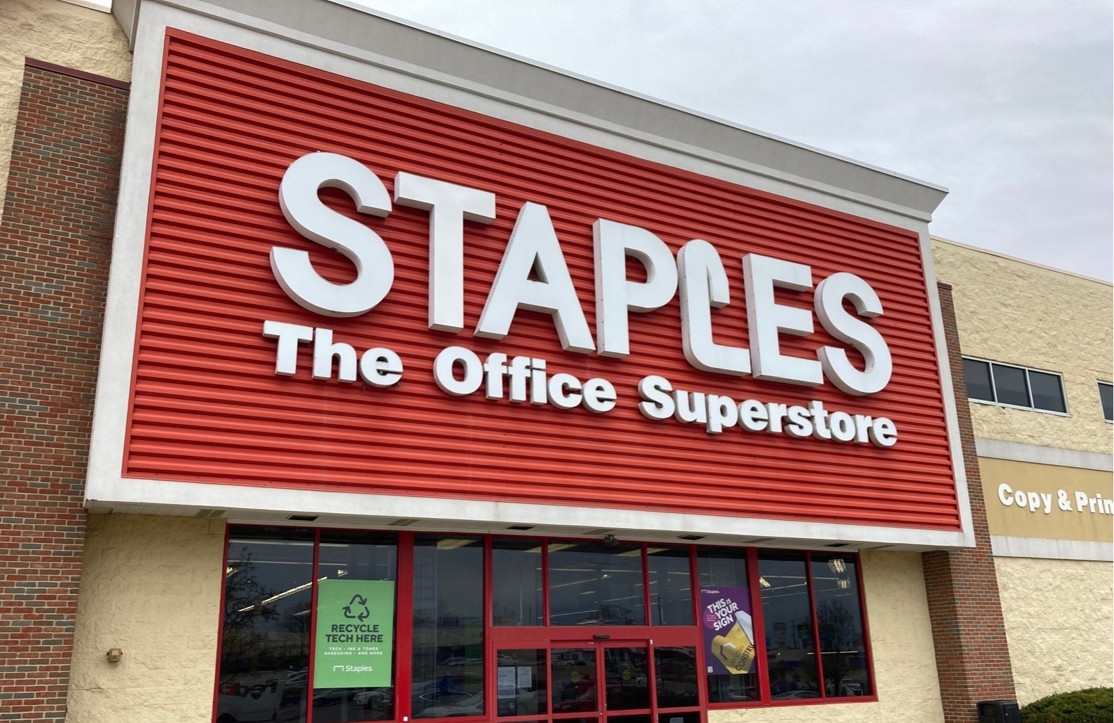 staples on colerain avenue