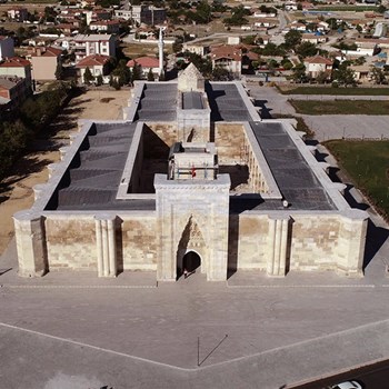 sultanhanı caravanserai