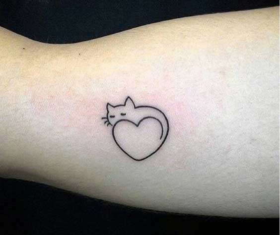 tatuajes de gatos sencillos