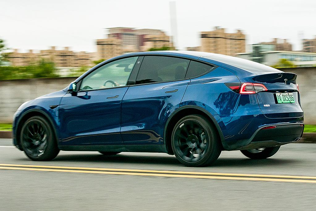 tesla model y waiting room australia