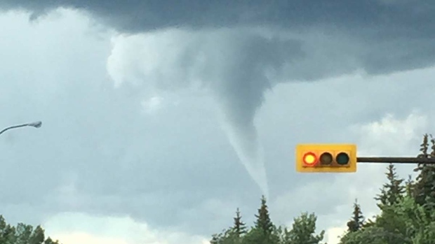 tornado warning calgary