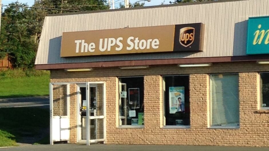 ups saint johns