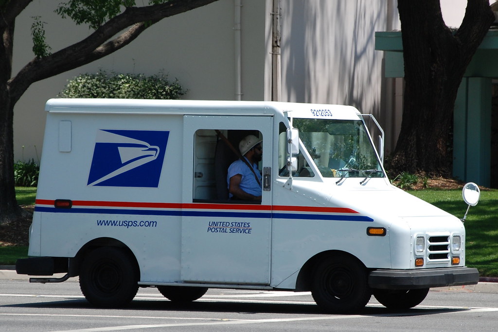 usps valencia ca