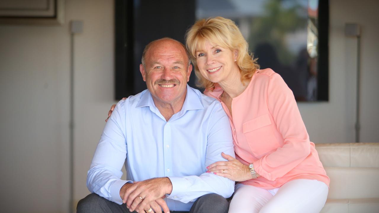 wally lewis new wife