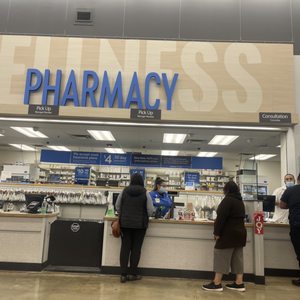 walmart pharmacy in clovis ca