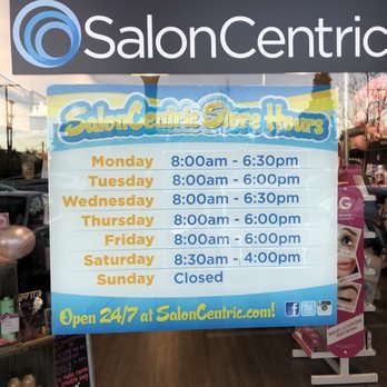 what time does saloncentric open