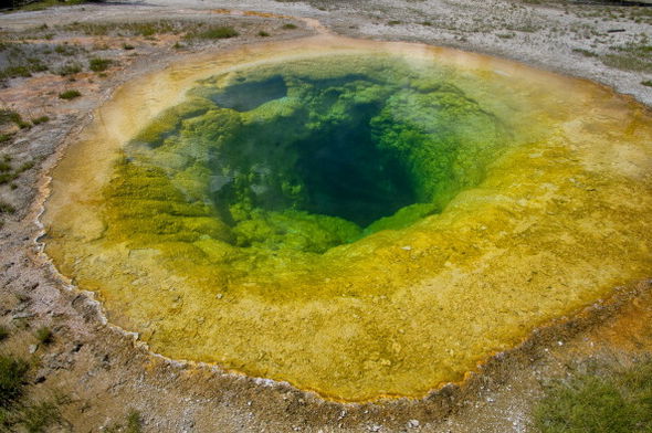 yellowstone fissure crack